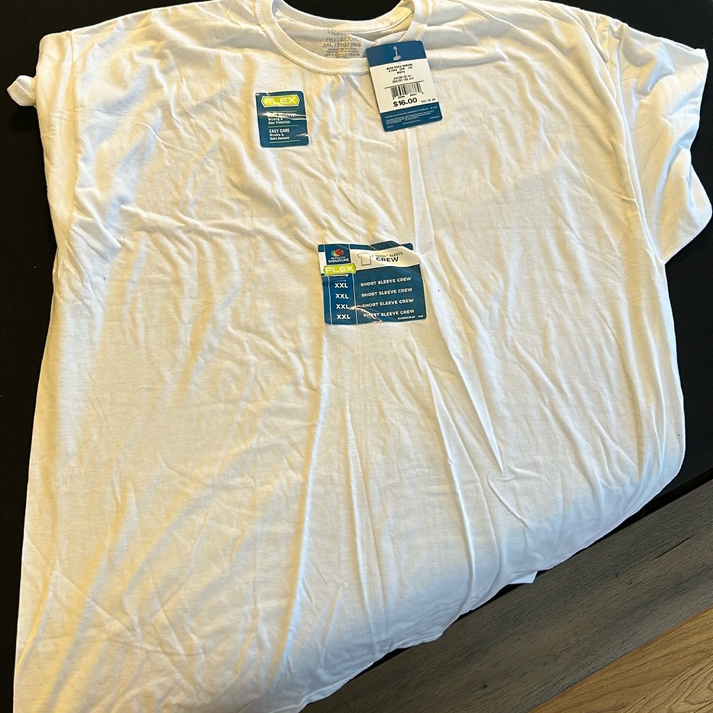 NWT Men’s t-shirt